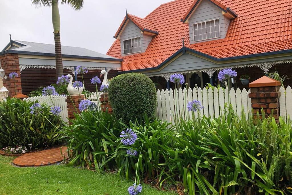 Mountain Living With Ocean Views Mount Tamborine Exterior foto