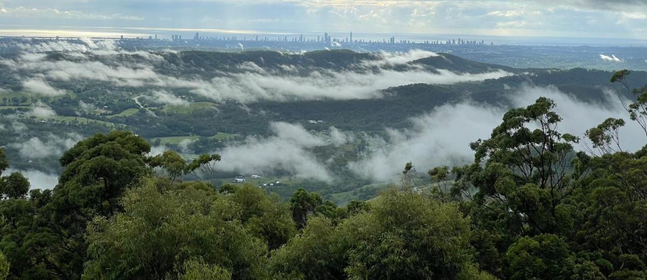 Mountain Living With Ocean Views Mount Tamborine Exterior foto