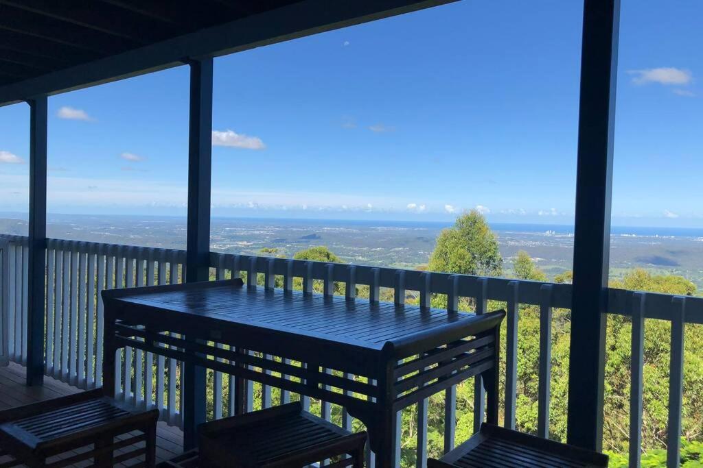 Mountain Living With Ocean Views Mount Tamborine Exterior foto
